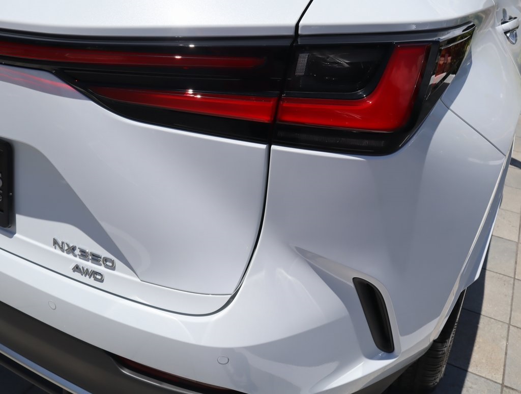 2025 Lexus NX 350 F SPORT Handling AWD photo 18