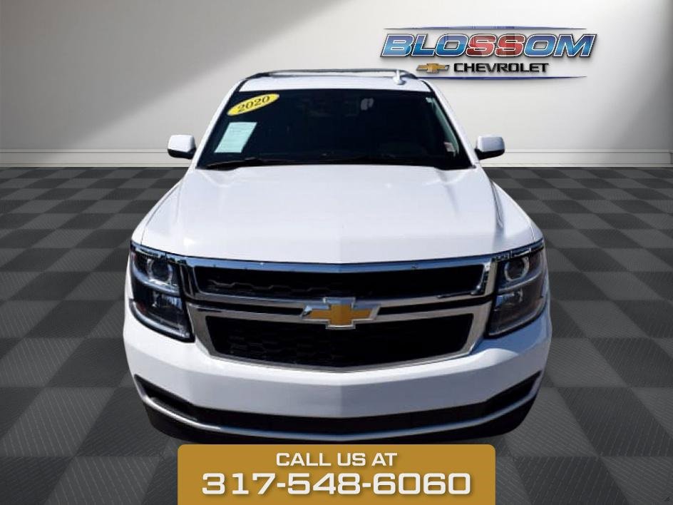 2020 Chevrolet Suburban LT photo 2