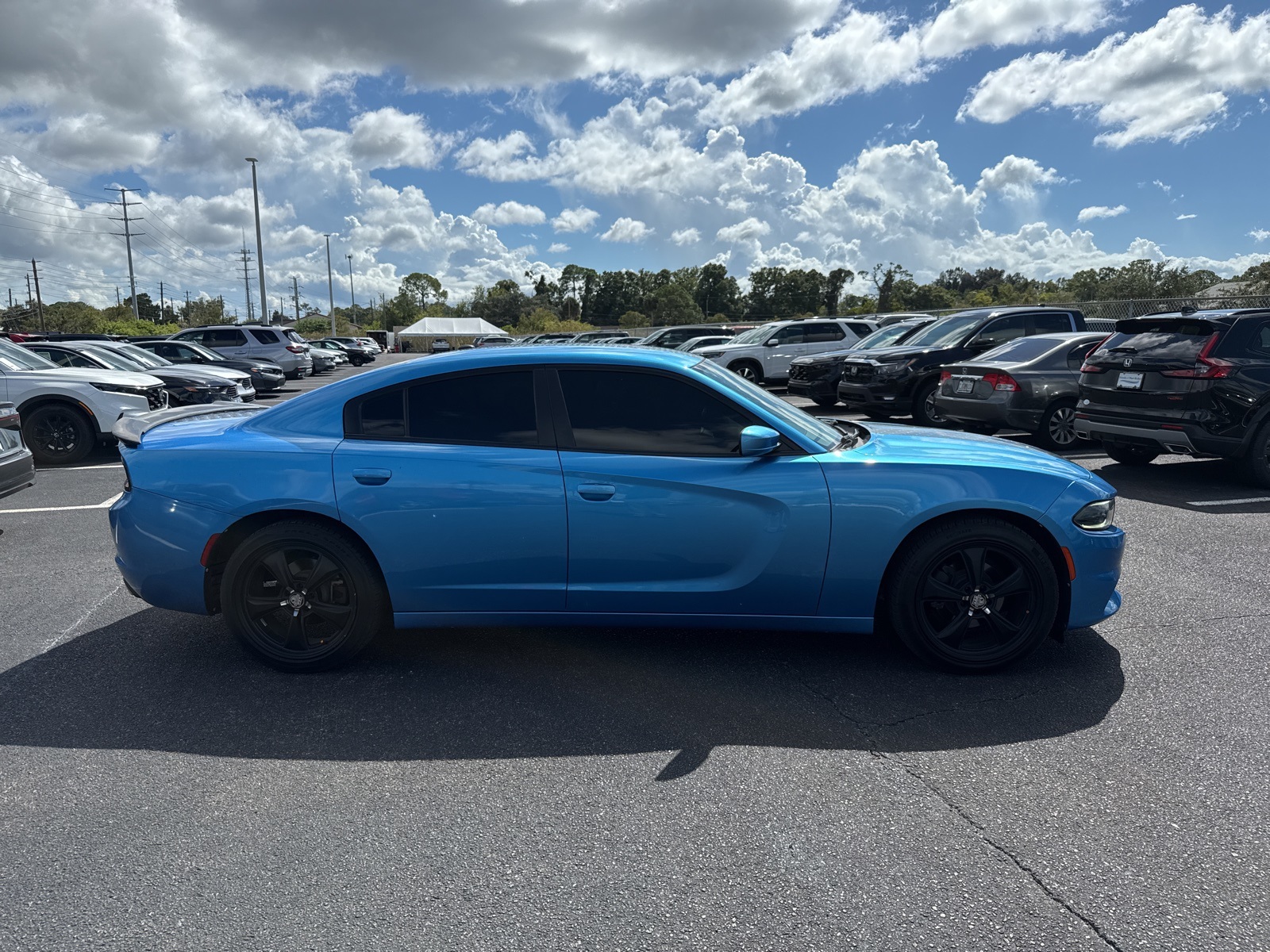 2019 Dodge Charger SXT photo 8