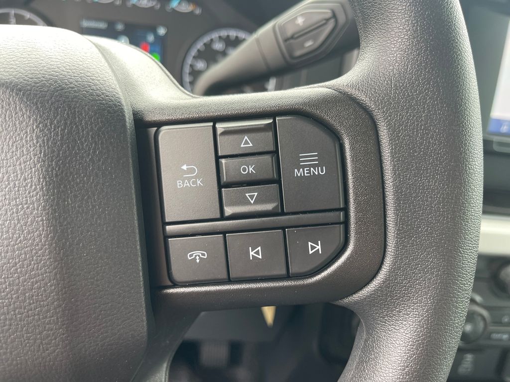 2024 Ford F-450 photo 16