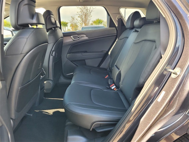 2026 Kia Sportage EX photo 4