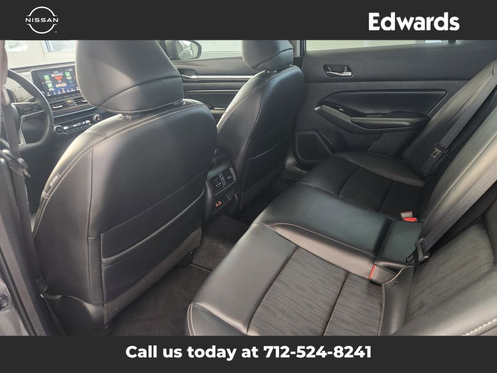 2022 Nissan Altima 2.5 SL photo 10