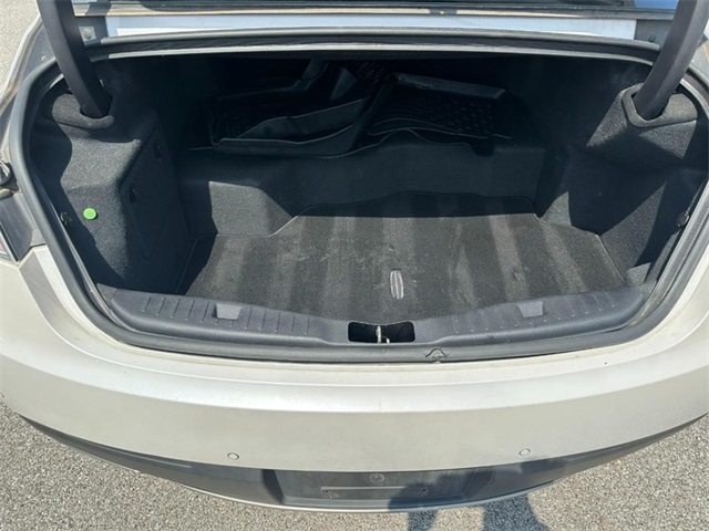 2019 Lincoln MKZ Hybrid Reserve photo 4