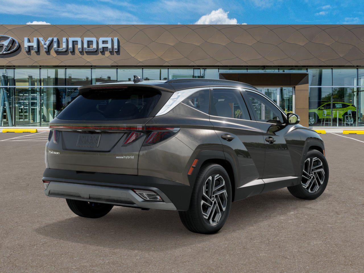 2025 Hyundai Tucson Hybrid Limited photo 2