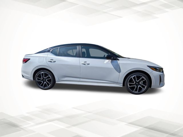 2025 Nissan Sentra SR photo 3