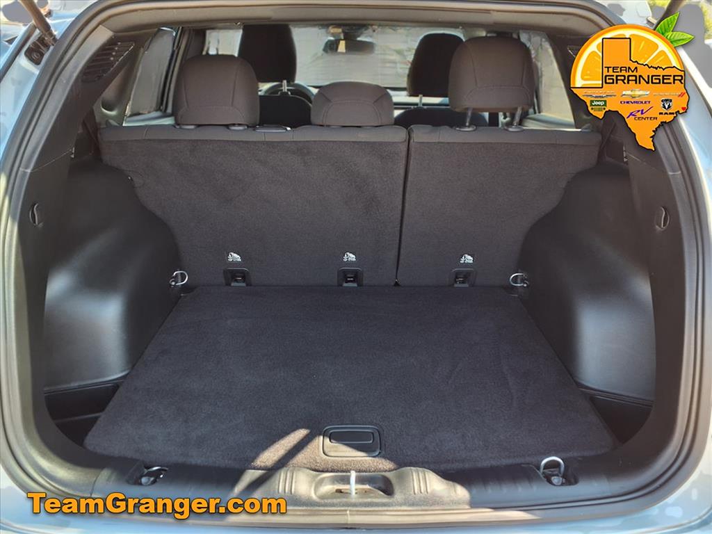 2025 Jeep Compass Sport photo 9