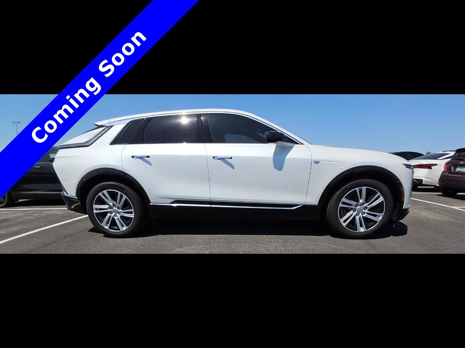 Used 2024 Cadillac LYRIQ Tech with VIN 1GYKPMRK8RZ141000 for sale in Culver City, CA