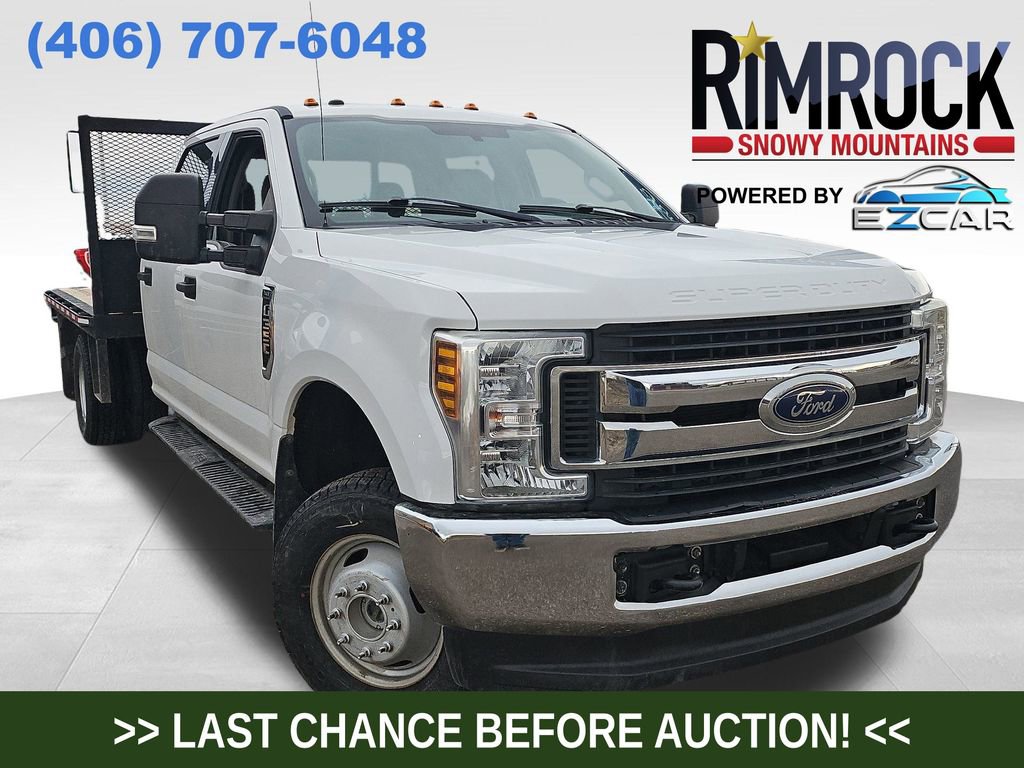 2018 Ford F-350 Super Duty Chassis Cab XLT's photo