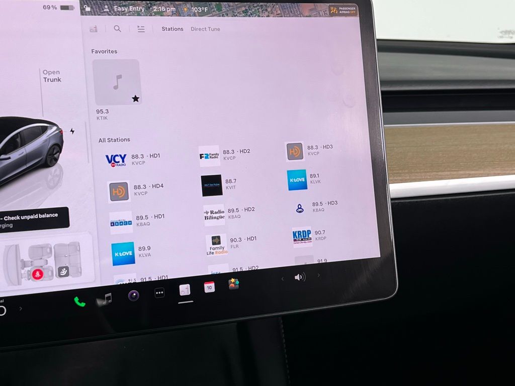 2023 Tesla Model 3 photo 13