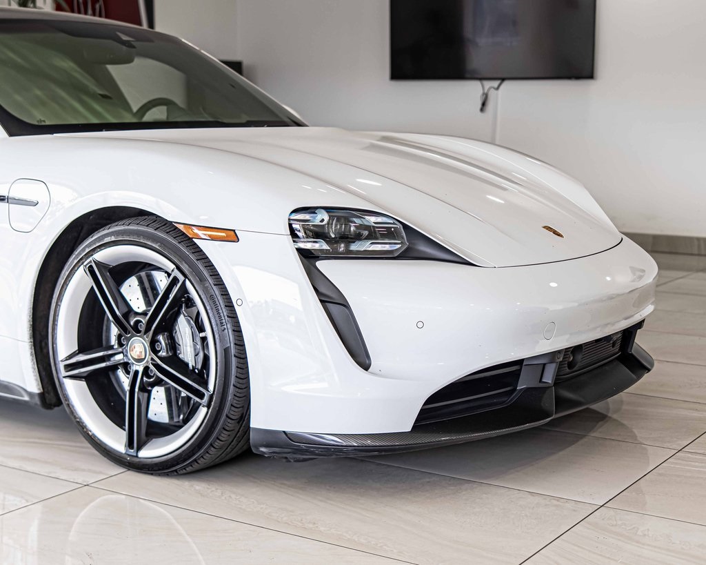 2020 PORSCHE TAYCAN - Image 3