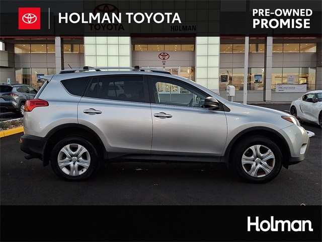 2013 Toyota RAV4 LE's photo
