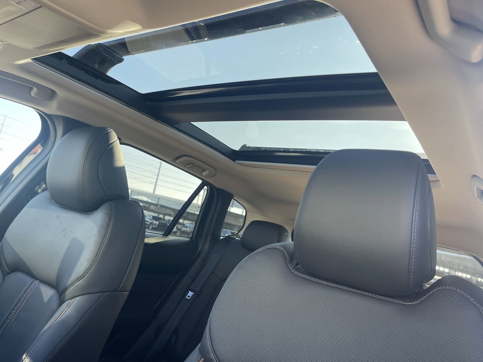 2025 Mazda CX-50 Premium photo 8