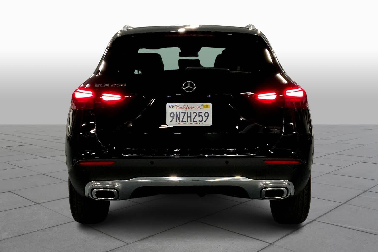 2025 Mercedes Benz GLA 250 photo 4