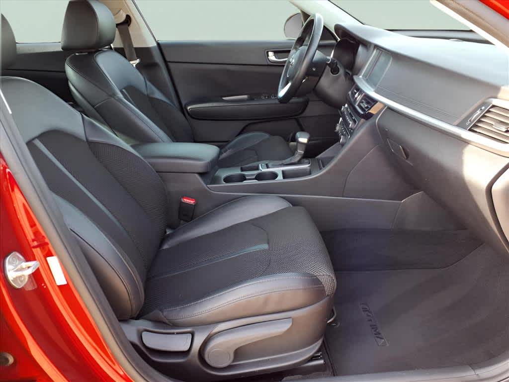 2020 Kia Optima S photo 24