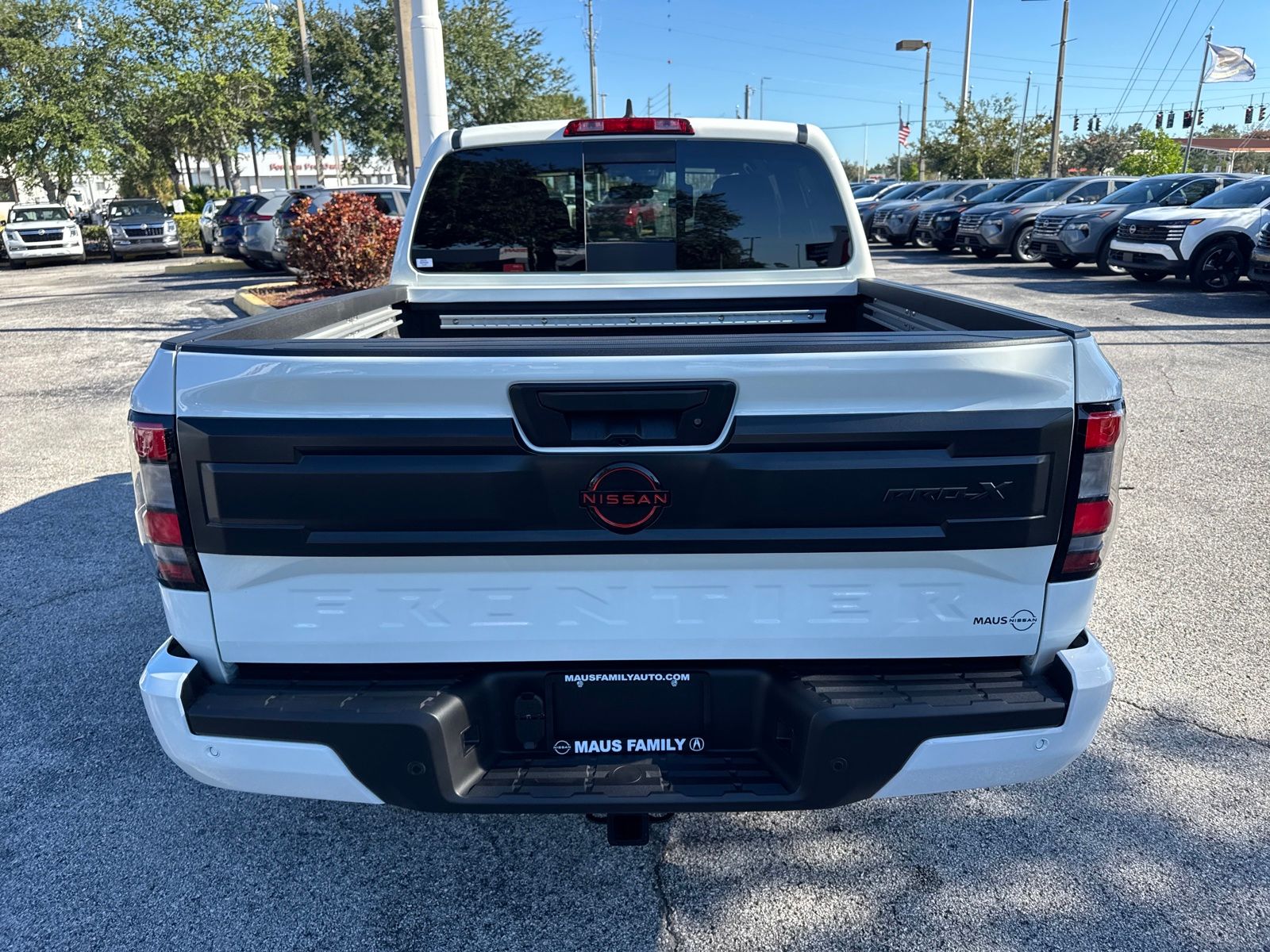 2026 Nissan Frontier PRO-X photo 4