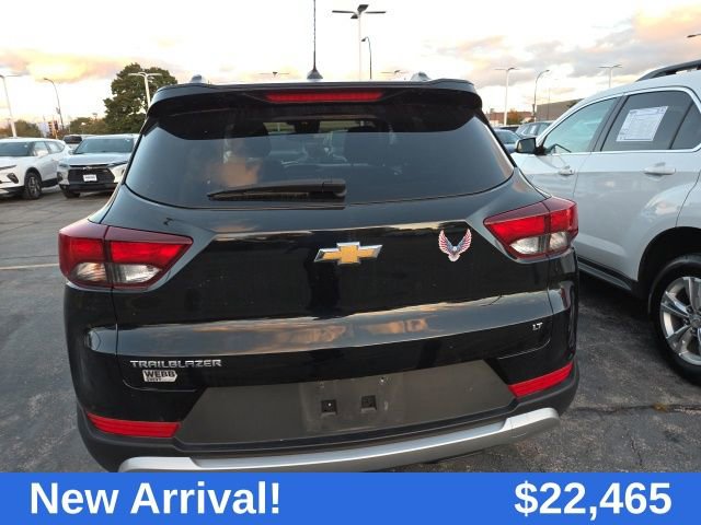 2023 Chevrolet Trailblazer LT photo 3