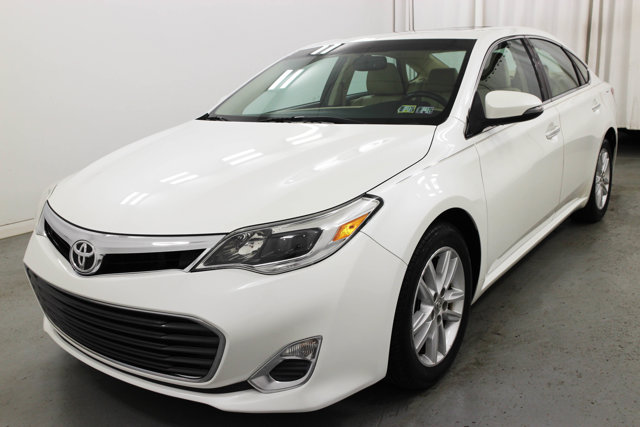 2014 Toyota Avalon XLE Premium photo 5