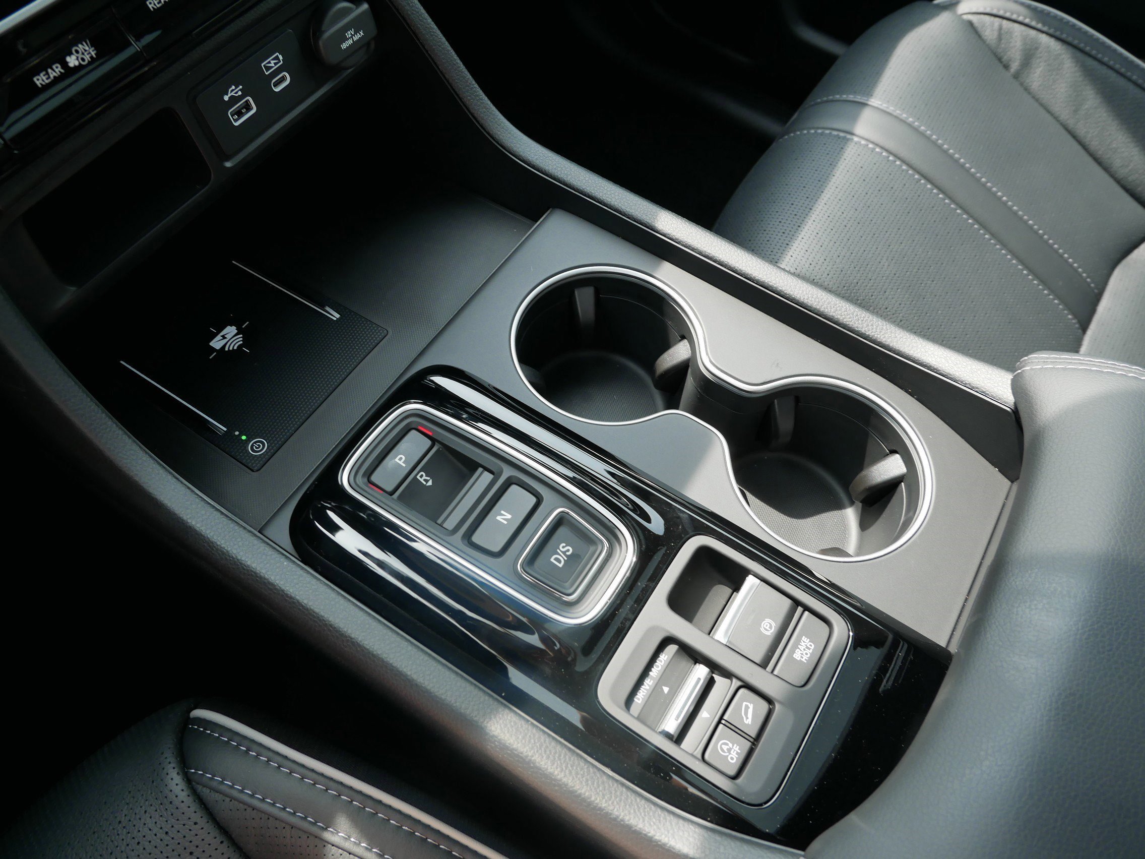 2025 Honda Pilot Elite photo 10