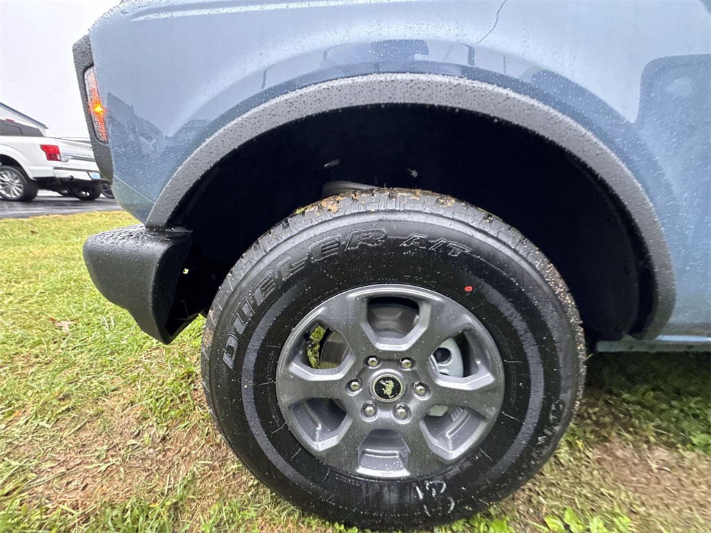 2025 Ford Bronco Big Bend photo 2