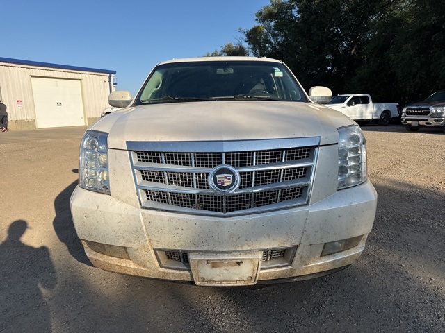 2013 Cadillac Escalade ESV Platinum photo 3