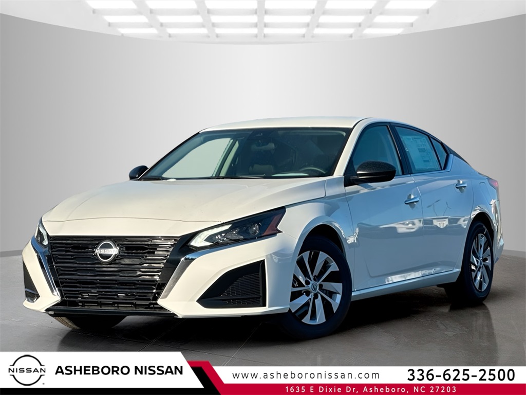 2025 Nissan Altima S's photo
