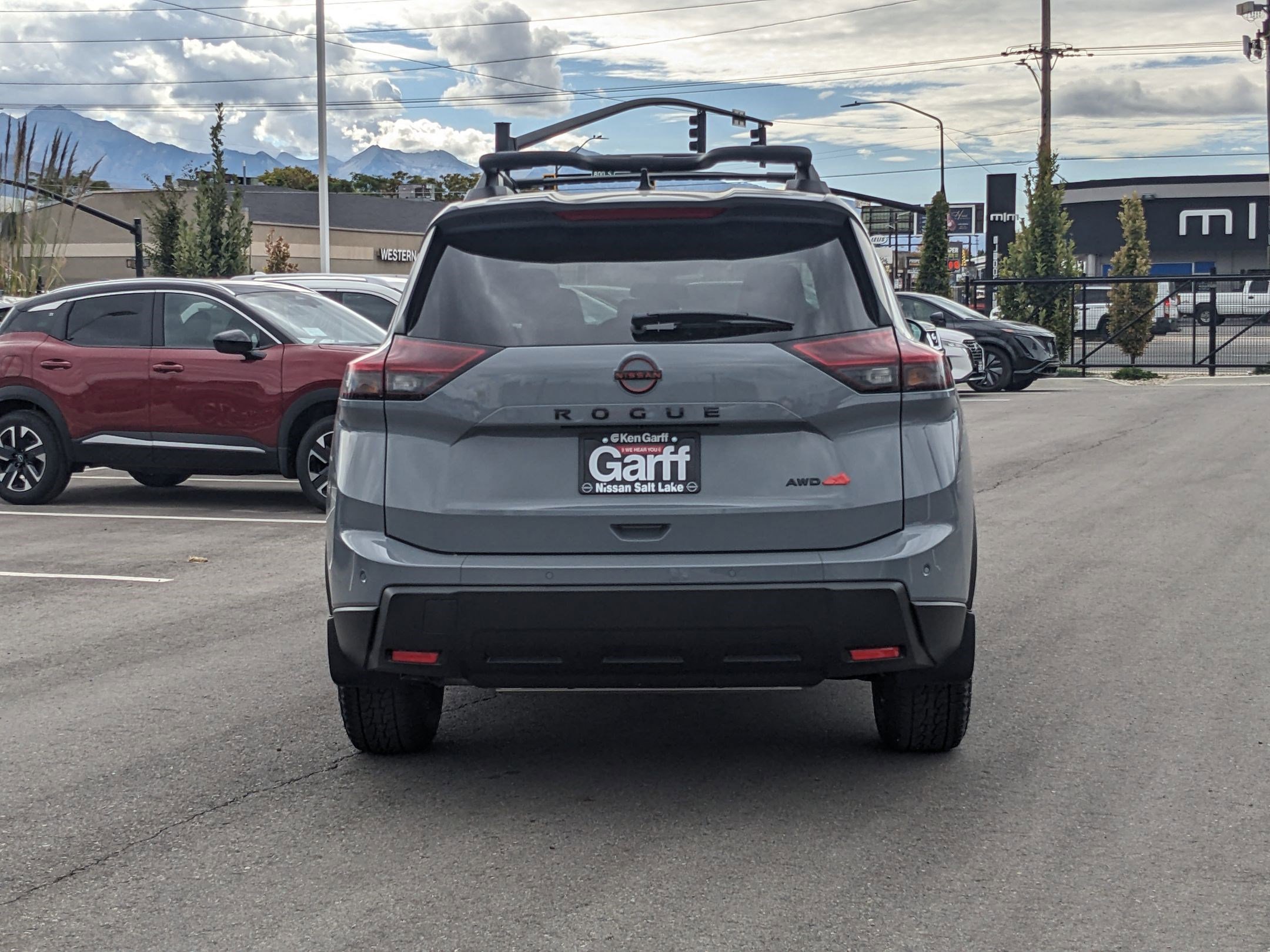 2026 Nissan Rogue SV photo 4