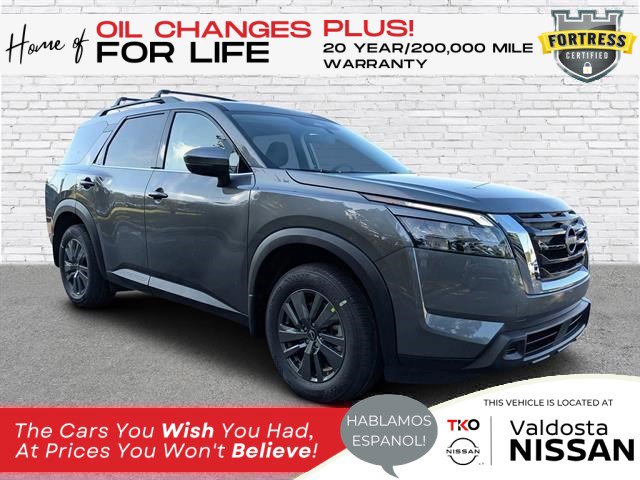 2025 Nissan Pathfinder SV's photo