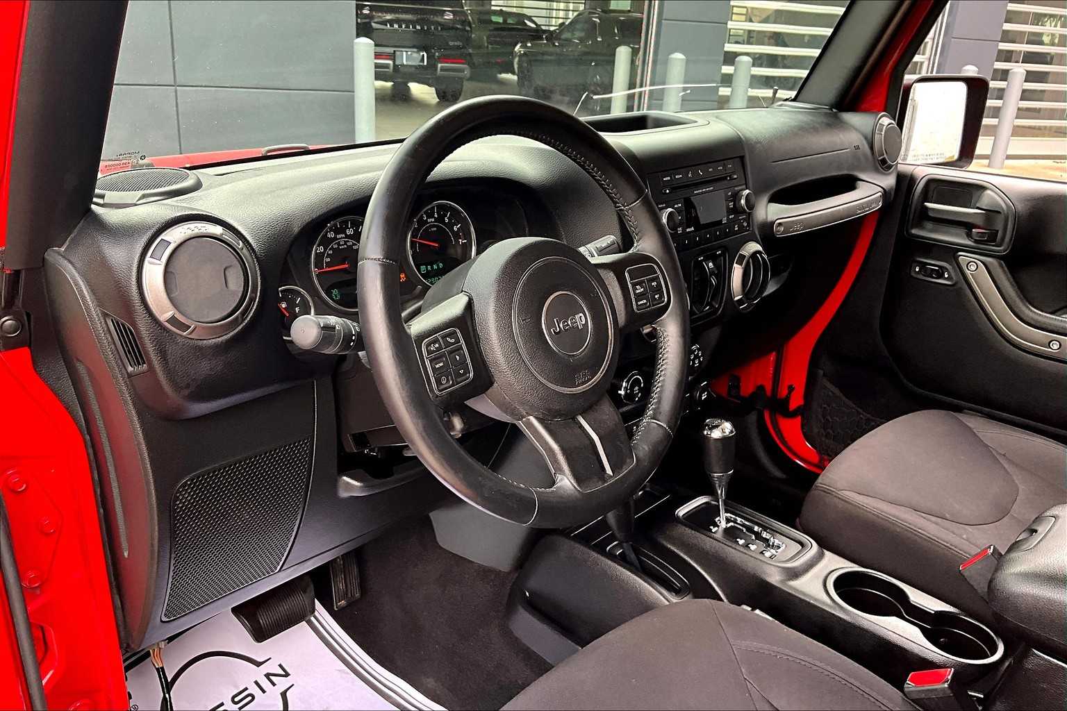 2015 Jeep Wrangler Unlimited Sport photo 15