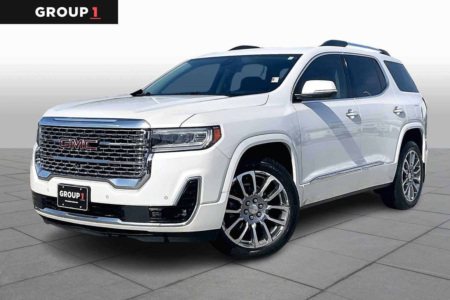 2023 GMC Acadia Denali's photo