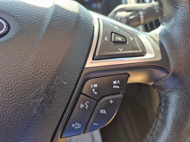 2021 Ford Edge SEL photo 19