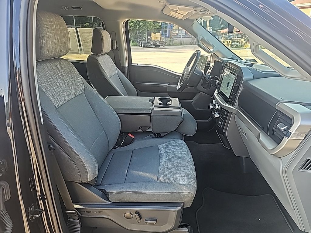 2022 Ford F-150 XLT photo 8