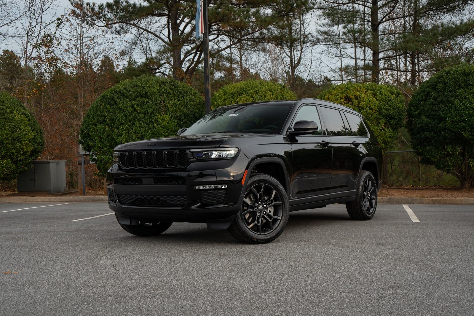 2025 Jeep Grand Cherokee L Limited's photo