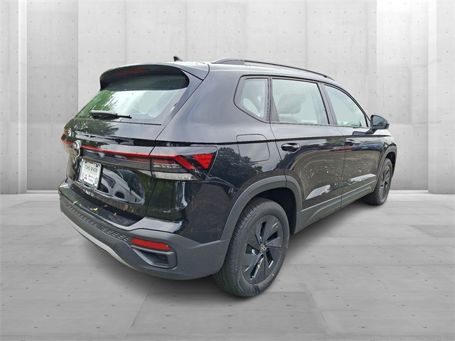 2025 Volkswagen Taos S photo 3