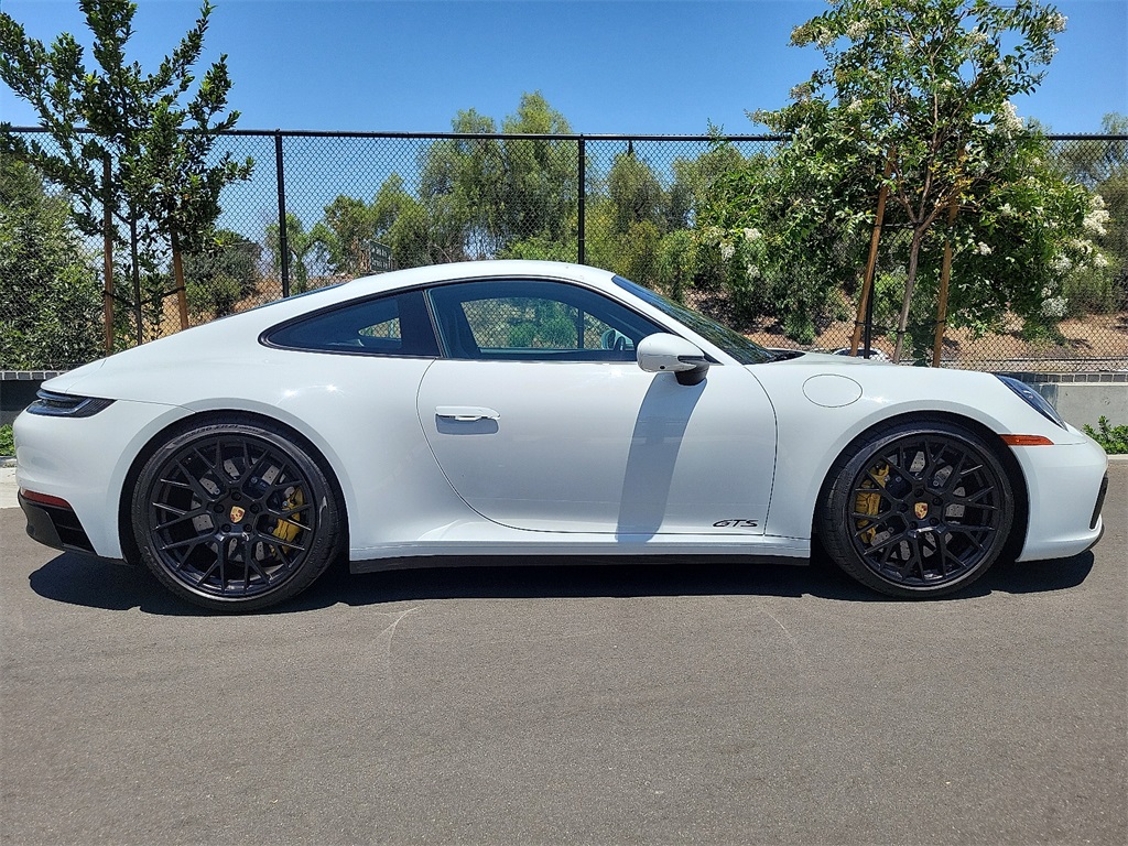 2024 Porsche 911 4S 4 GTS photo 8