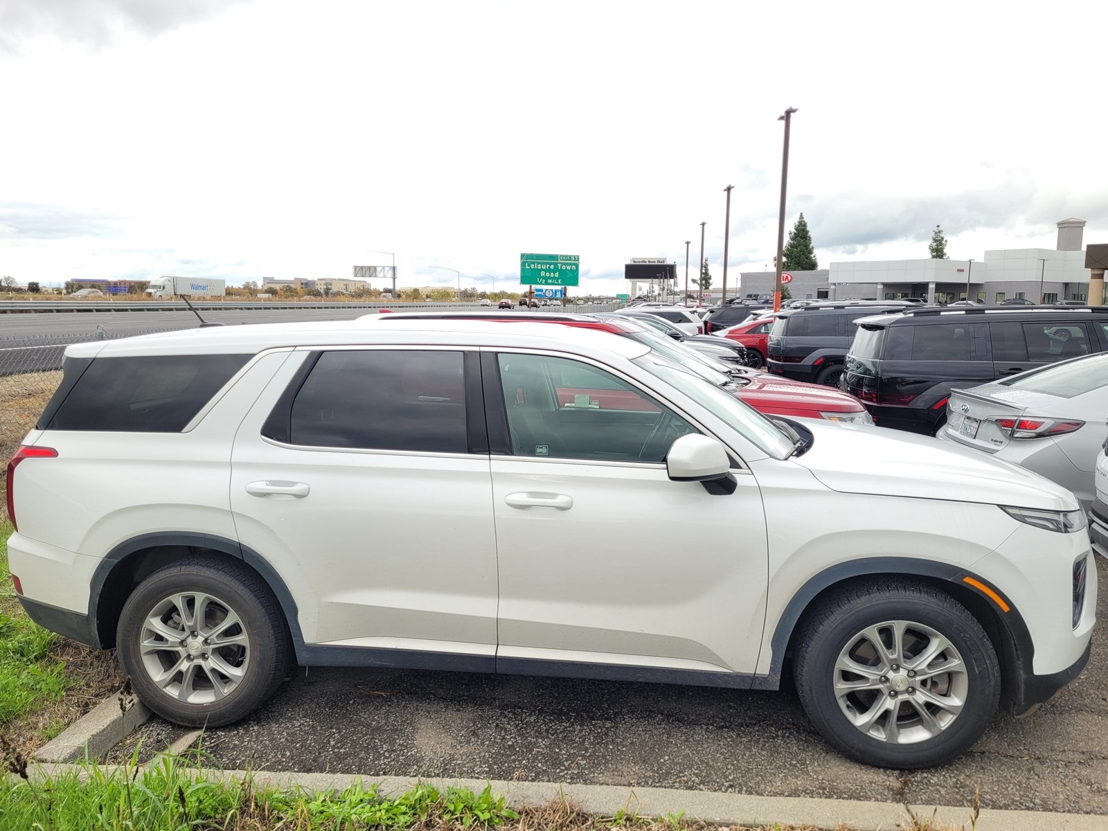 2021 Hyundai Palisade SE photo 2