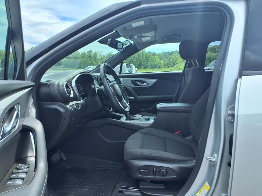 2020 Chevrolet Blazer 2LT photo 13