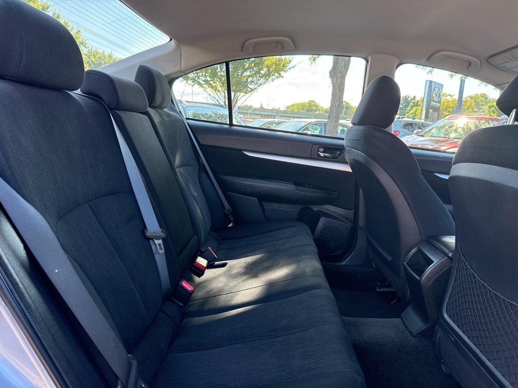 2014 Subaru Legacy 2.5i photo 26