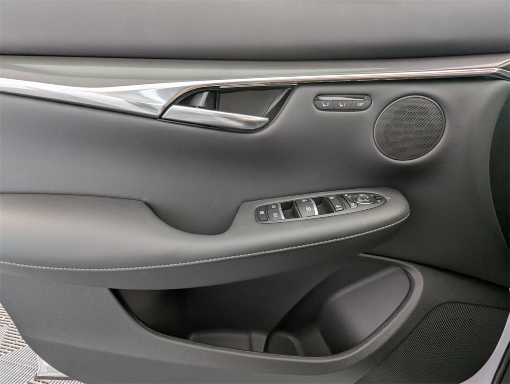 2025 Infiniti QX50 Luxe AWD photo 15