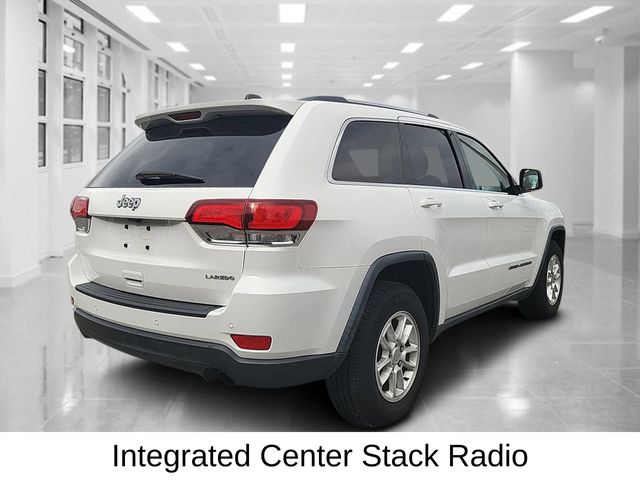 2020 Jeep Grand Cherokee Laredo E photo 3