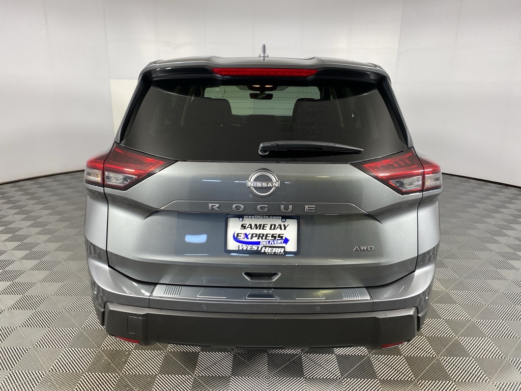 2026 Nissan Rogue SV photo 13