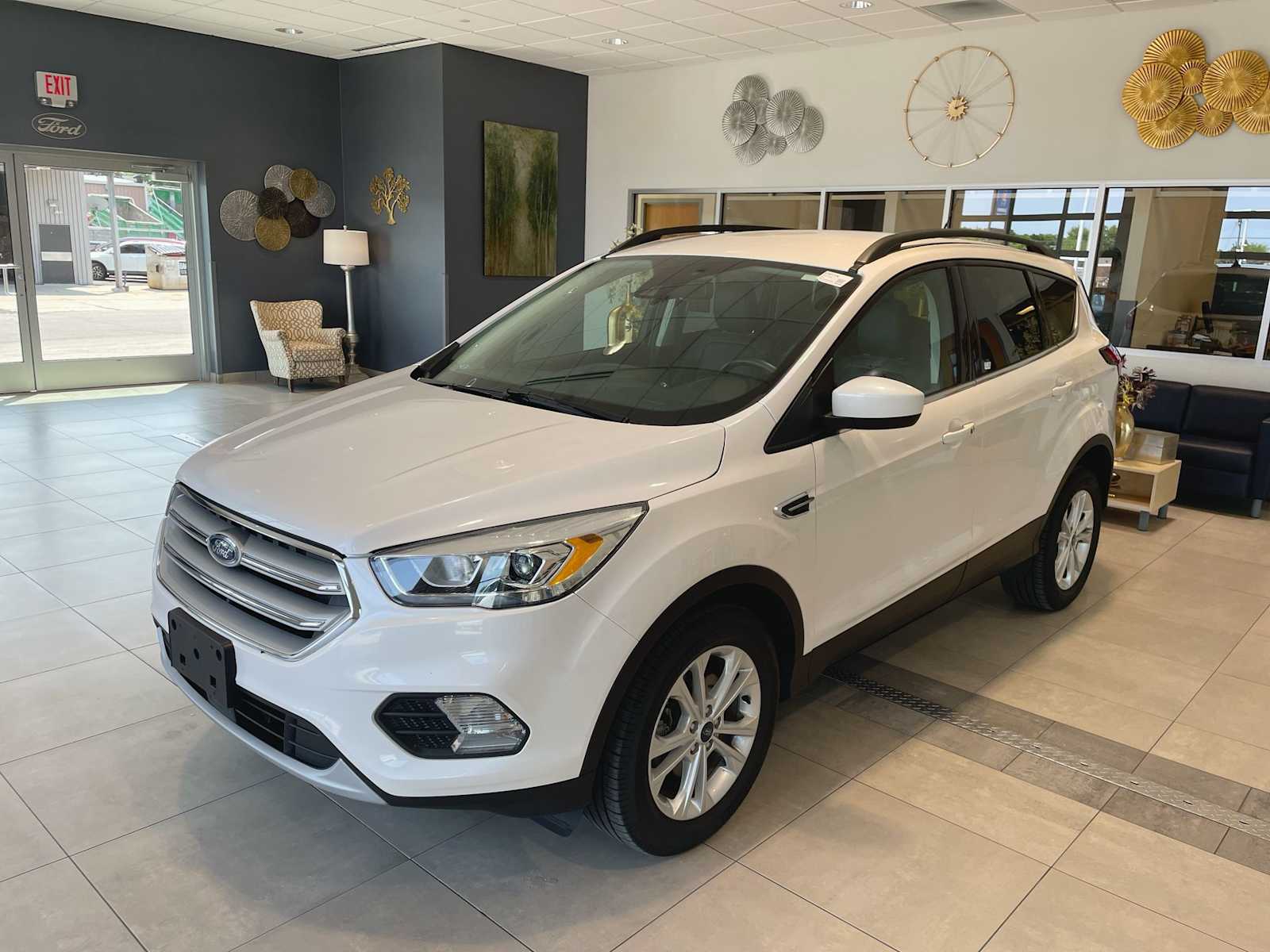2019 Ford Escape SEL photo 7