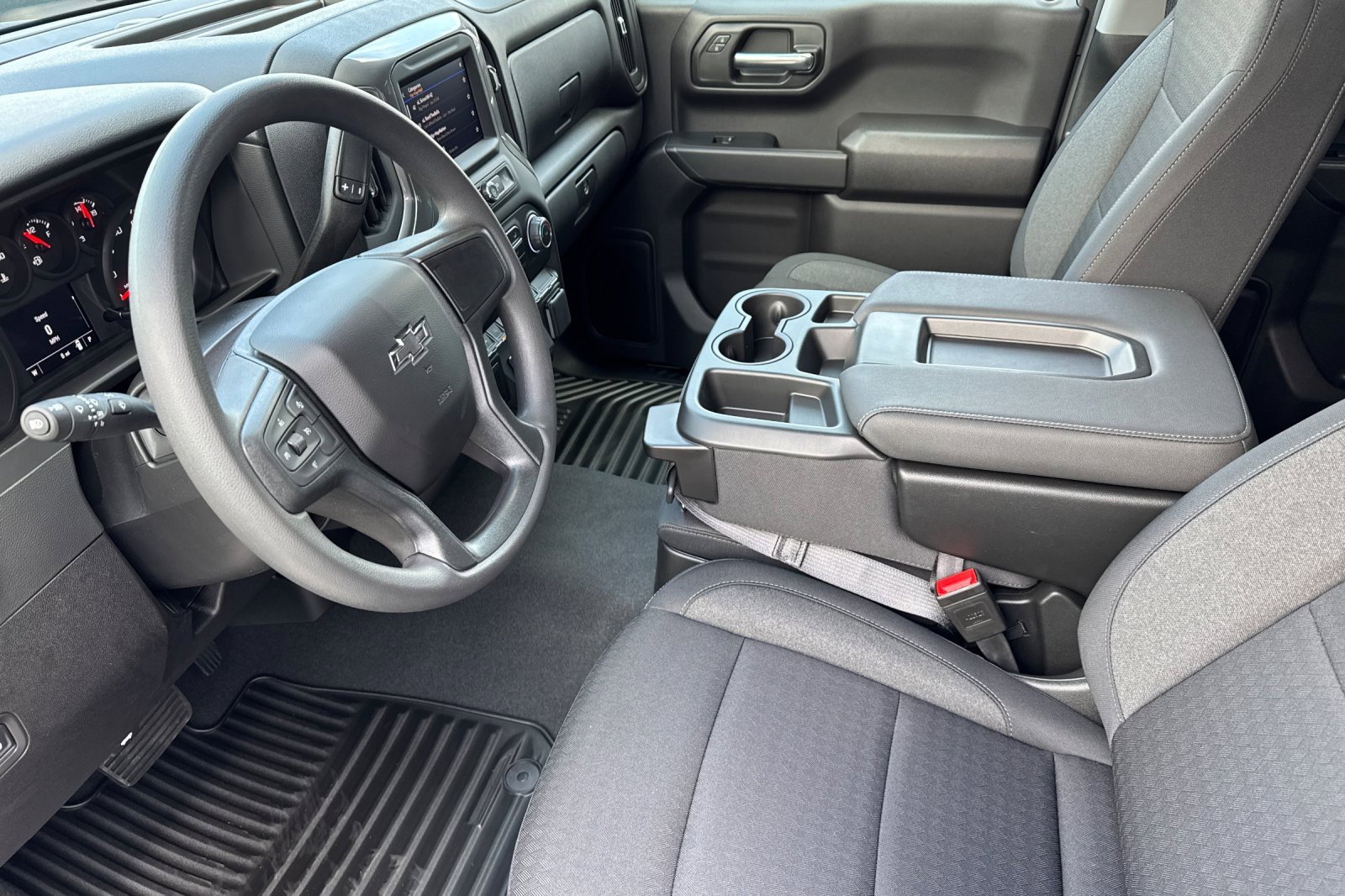 2025 Chevrolet Silverado 1500 Custom photo 10