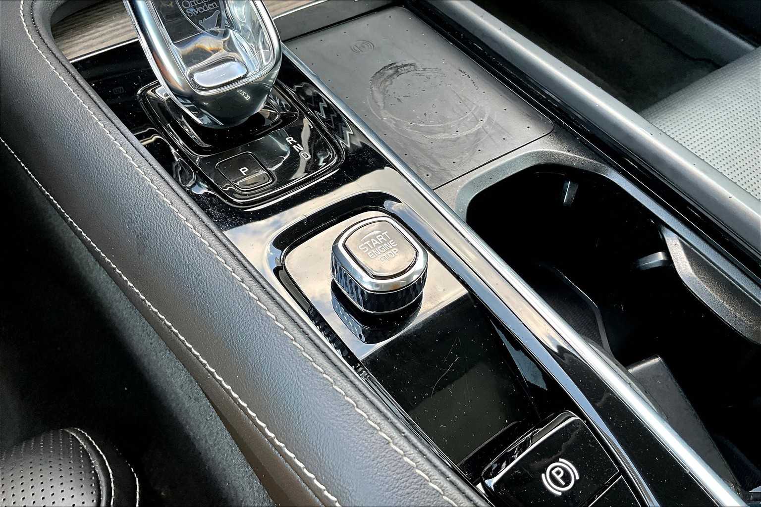 2022 Volvo S90 Inscription photo 32