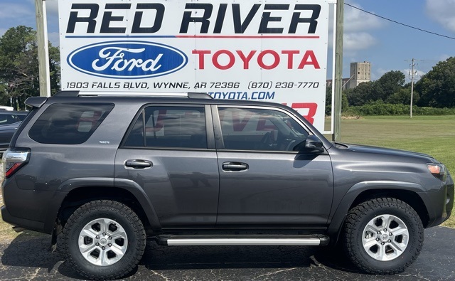 2022 Toyota 4Runner SR5 Premium's photo