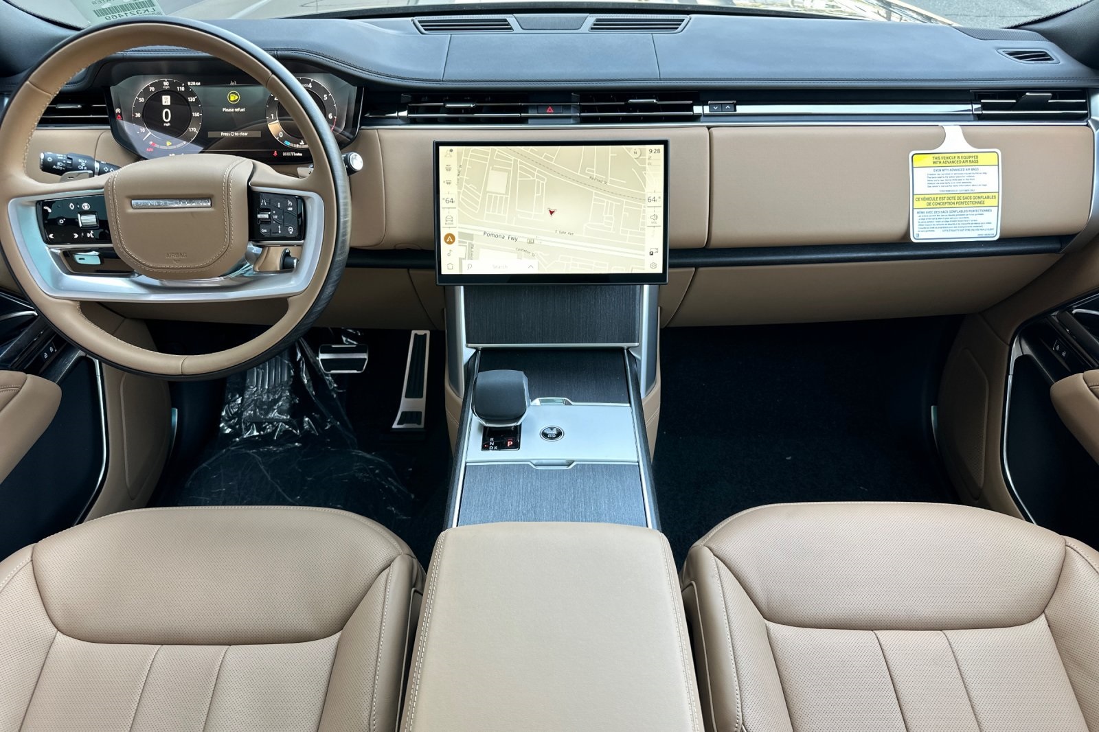 2025 Land Rover Range Rover SE photo 13