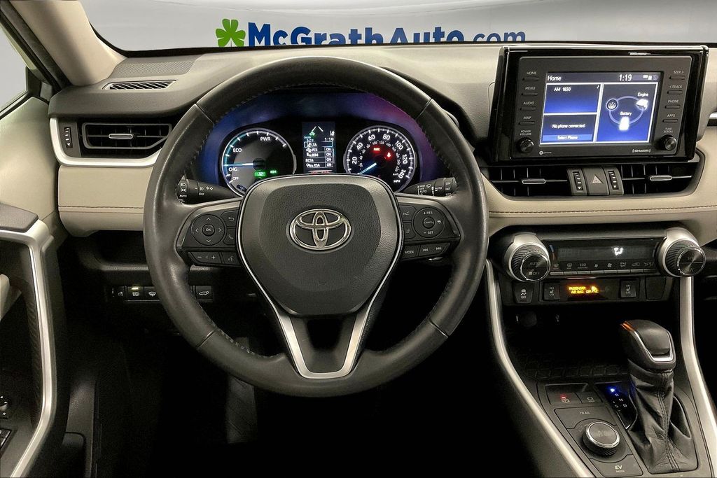 2021 Toyota RAV4 Hybrid XLE Premium photo 4