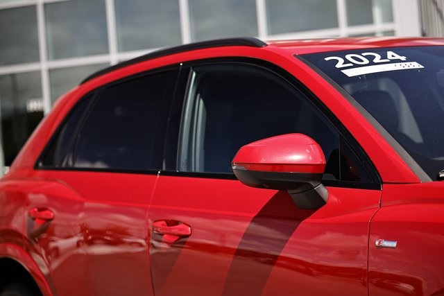 2024 Audi Q3 Premium Plus S line photo 5