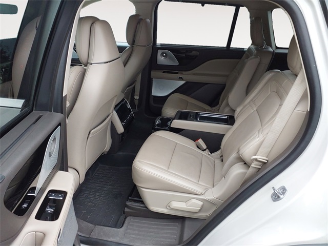 2020 Lincoln Aviator Reserve photo 12
