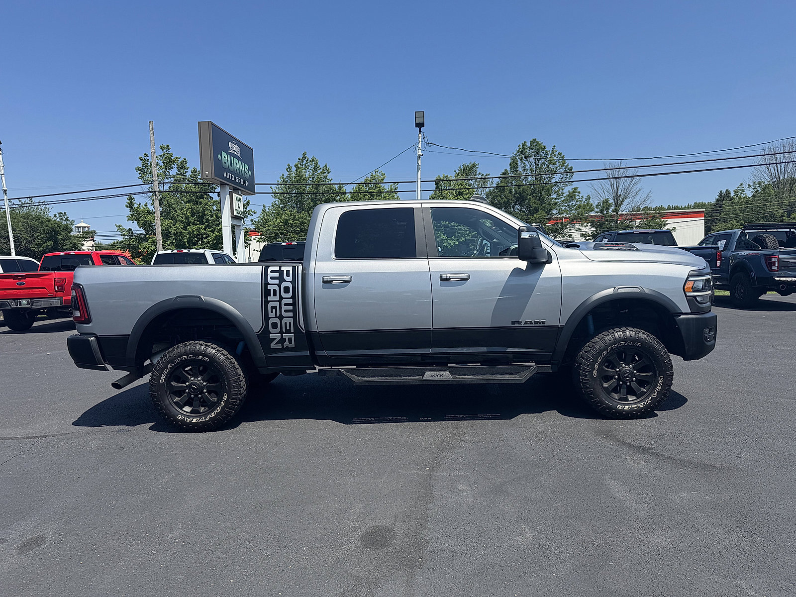 2023 Ram 2500 Power Wagon photo 2