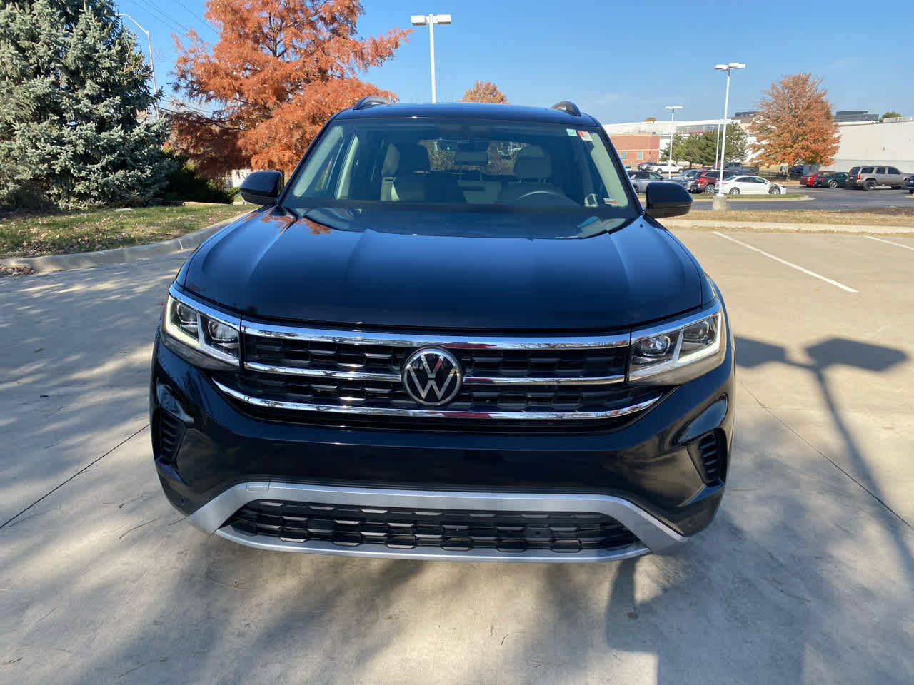 2022 Volkswagen Atlas SE Technology photo 3